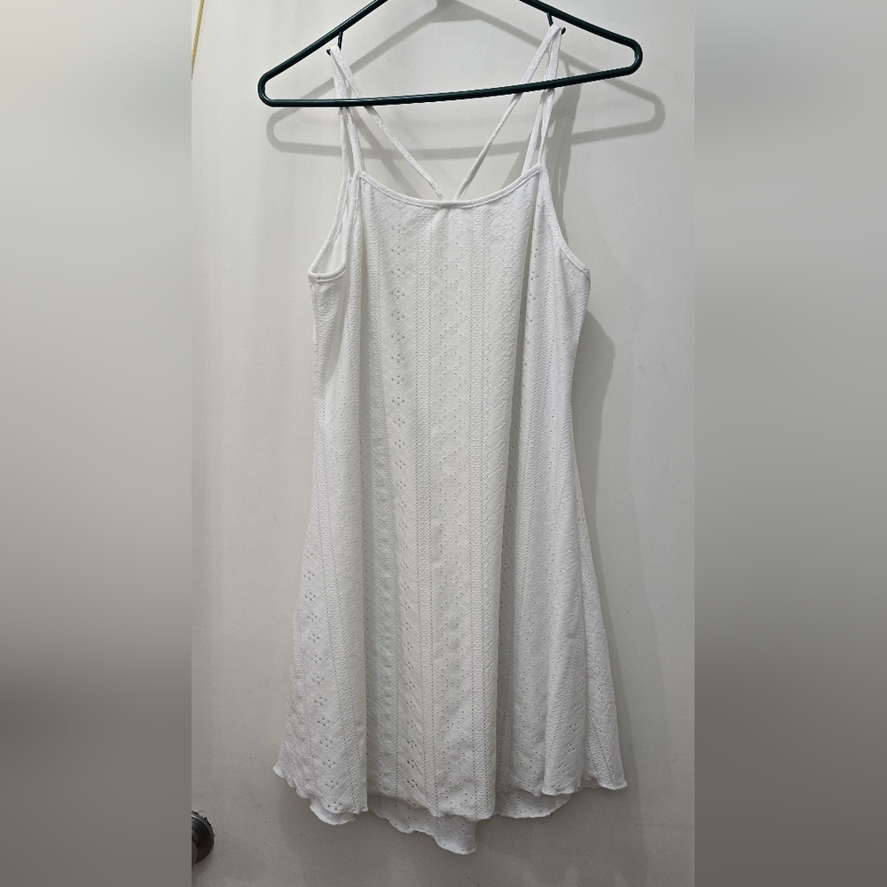 Elegant White Lace Dress